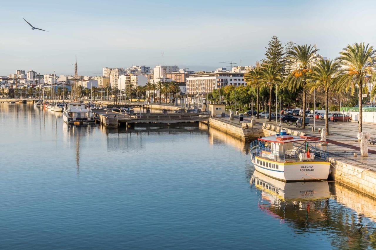 Apartamentos Torre Da Rocha Frente Ao Mar Portimão Buitenkant foto