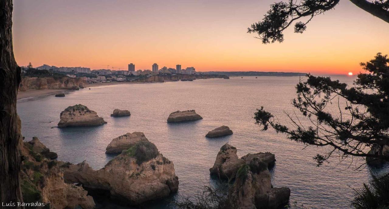 Apartamentos Torre Da Rocha Frente Ao Mar Portimão Buitenkant foto